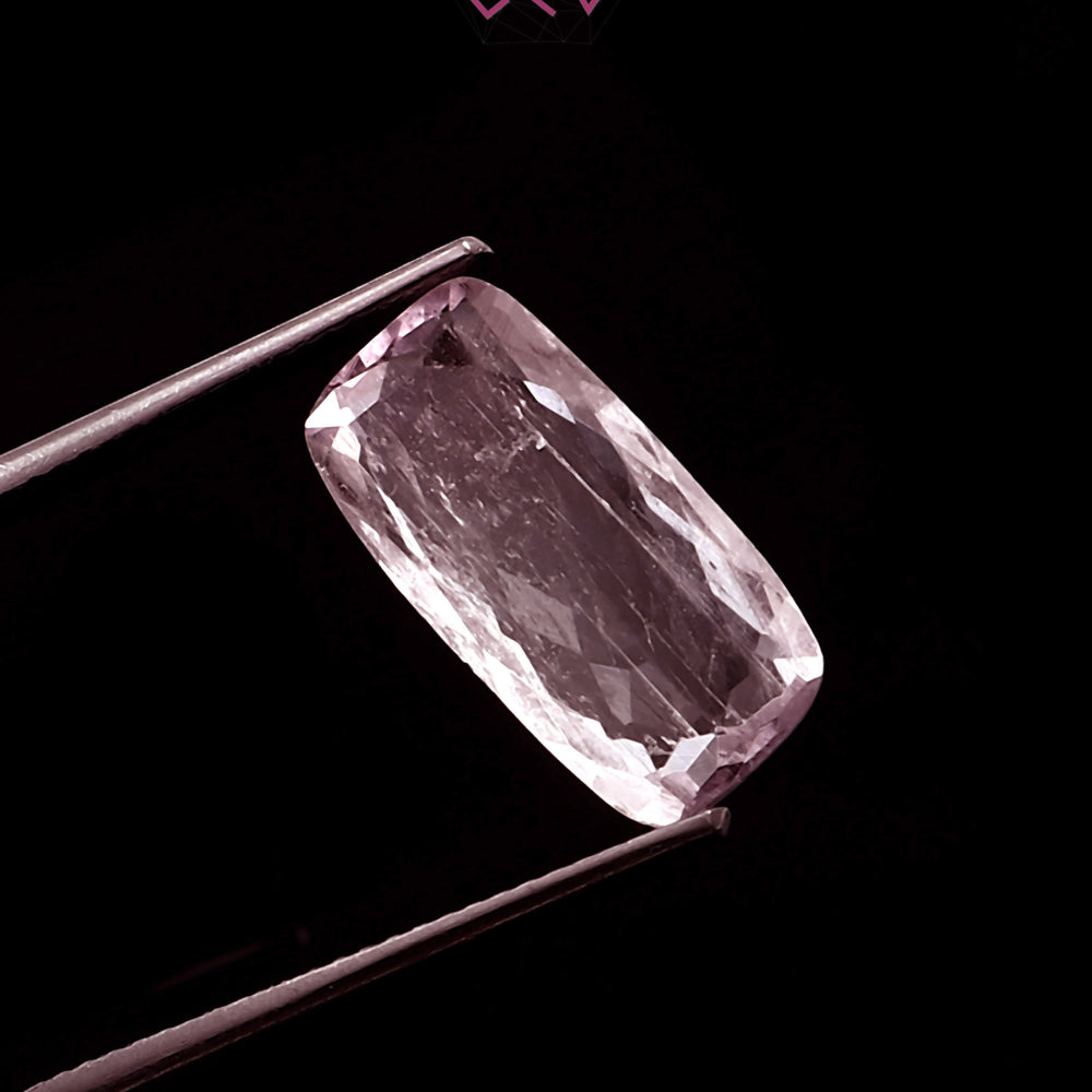 Natural Kunzite Stone 4.65 Carat (With Certificate)