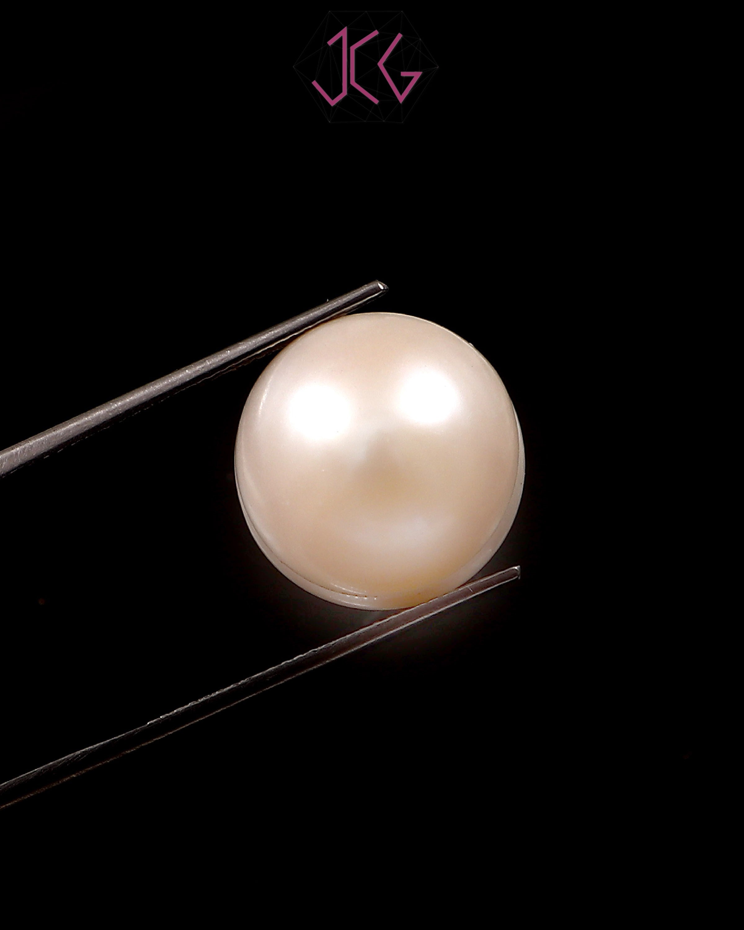 Natural Pearl (Moti) Stone 20.75 Carat / 23.03 Ratti (With Certificate)