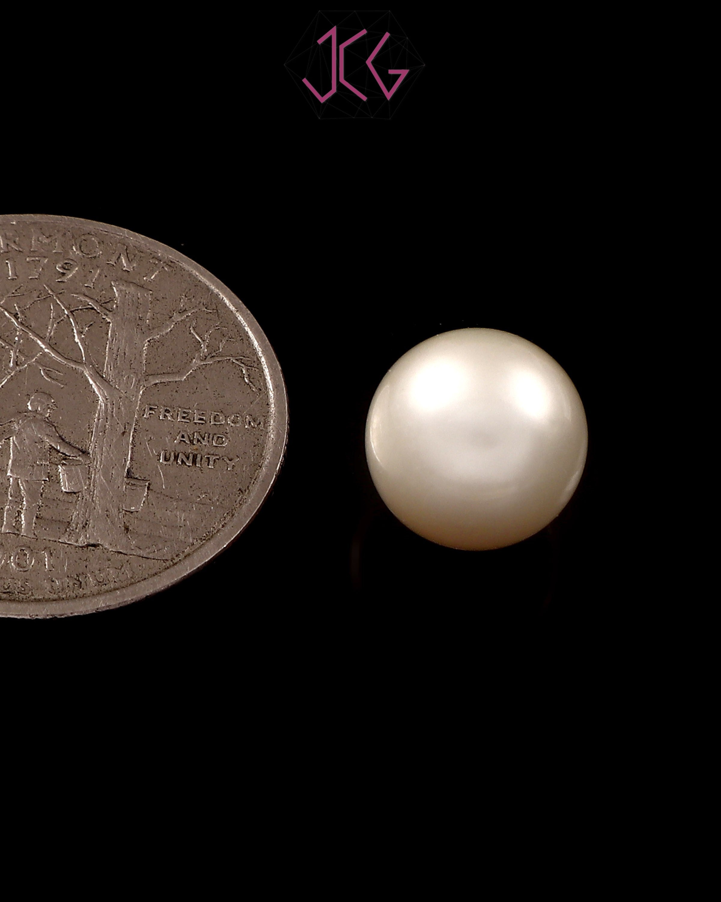 Natural Pearl (Moti) Stone 7.75 Carat / 8.60 Ratti (With Certificate)