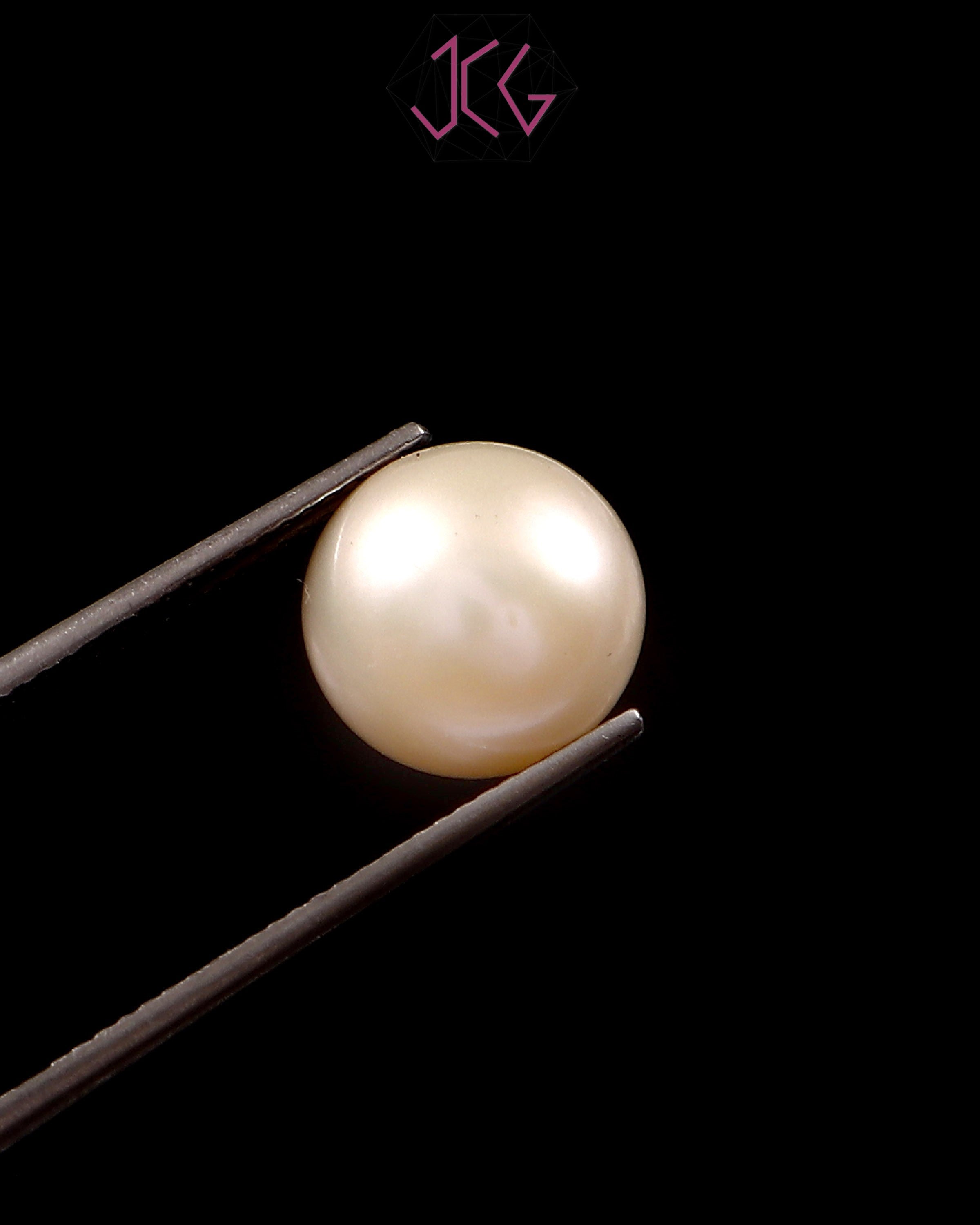 Natural Pearl (Moti) Stone 6.45 Carat / 7.15 Ratti (With Certificate)