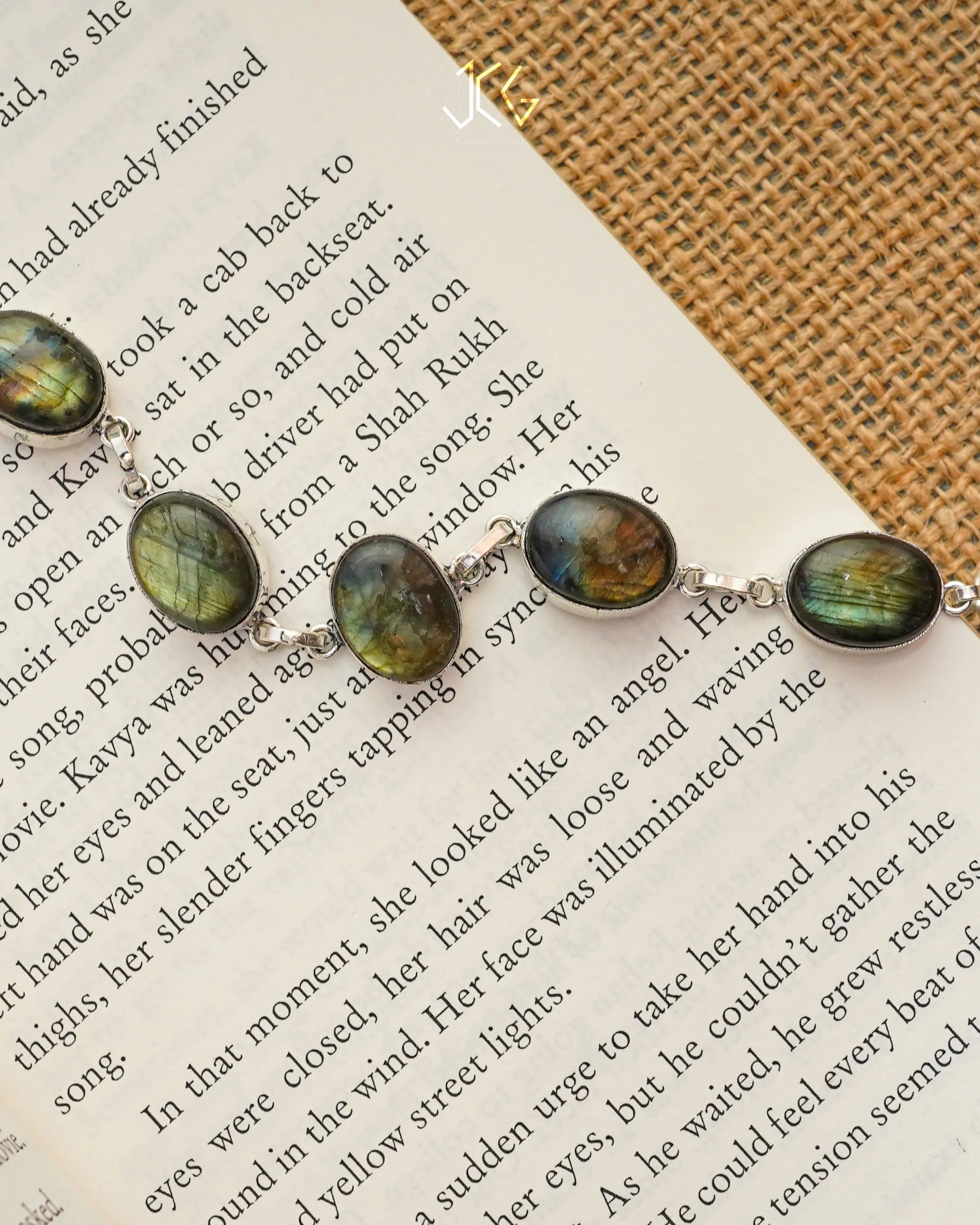 Labradorite Chain Bracelet - Jaipur Crystal Gems