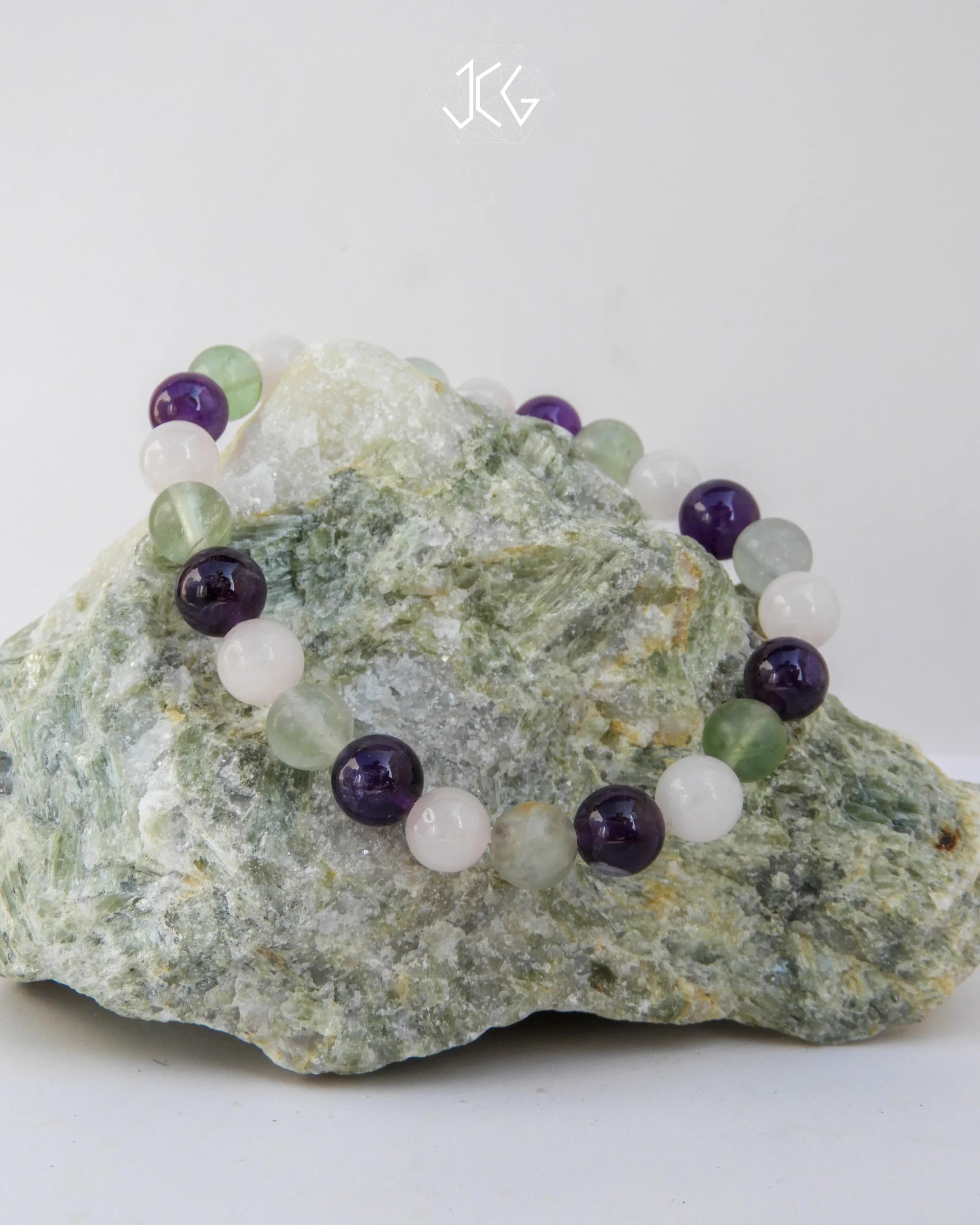 Pisces (Meena) Zodiac Sign Bracelet 8mm